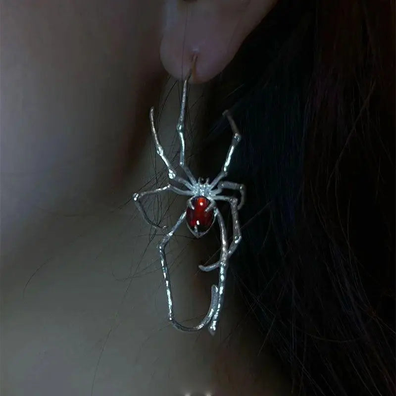 For Unisex Halloween Party Accessories Gothic Dark Spider Crawl Fashion Dangle Stud Piercing Ear Bone Clip